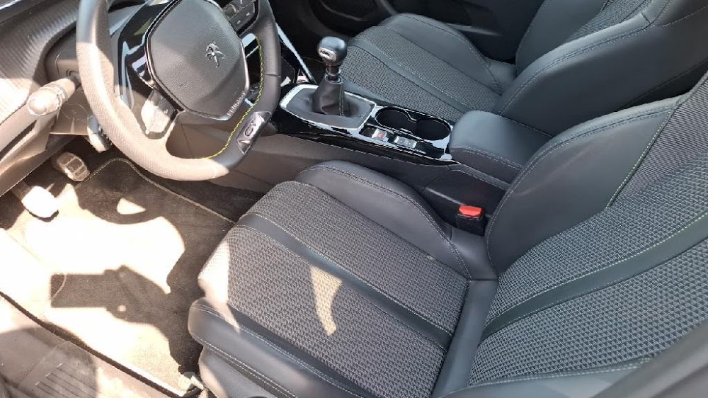 Foto Peugeot 2008 15