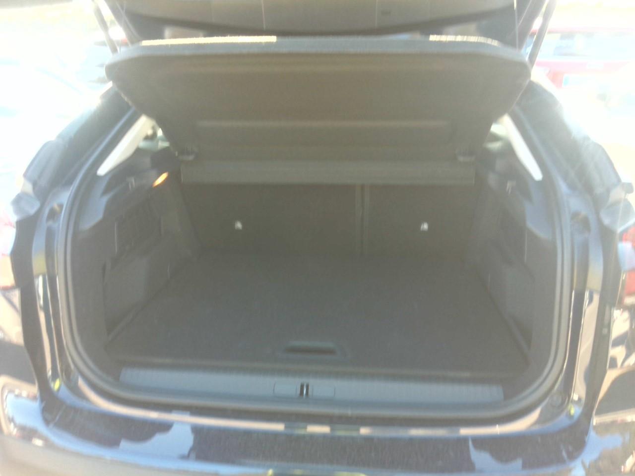 Foto Citroën C4 X 9