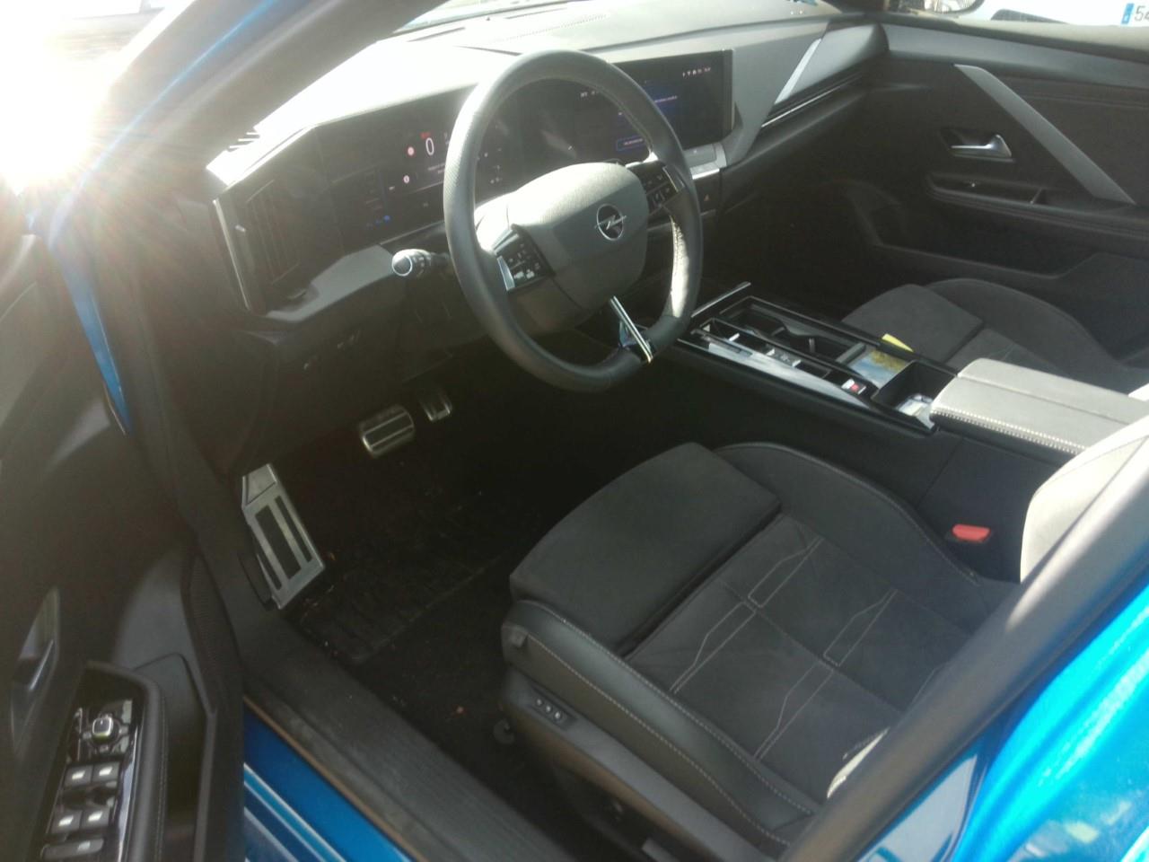 Foto Opel Astra PHEV 3