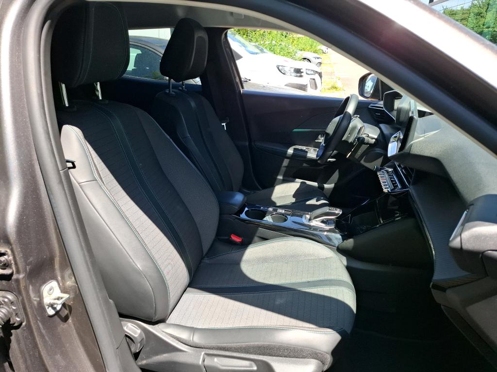Peugeot 2008 BlueHDi 130 S&S EAT8 Allure Business 2021