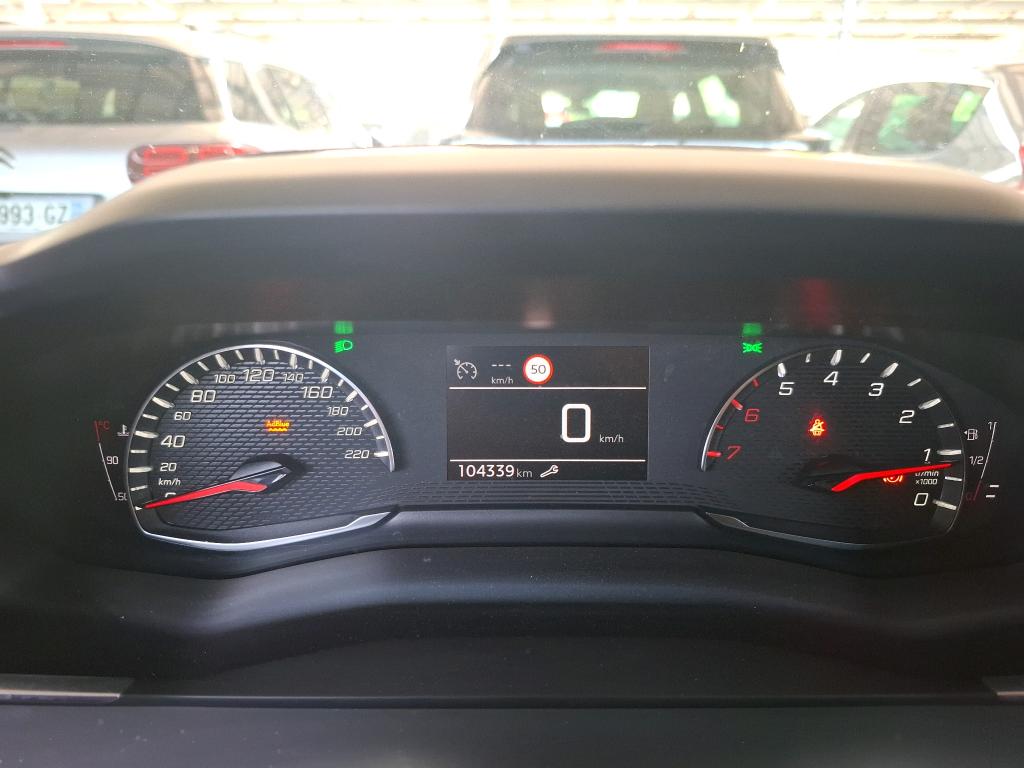 Peugeot 2008 BlueHDi 110 S&S BVM6 Active Business 2021
