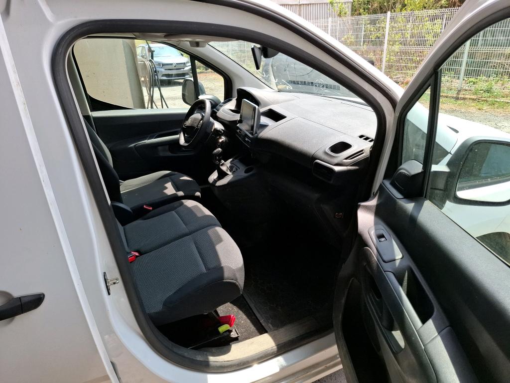 Peugeot PARTNER FOURGON STANDARD 650 KG BLUEHDI 100 S&S BVM5 ASPHALT 2019