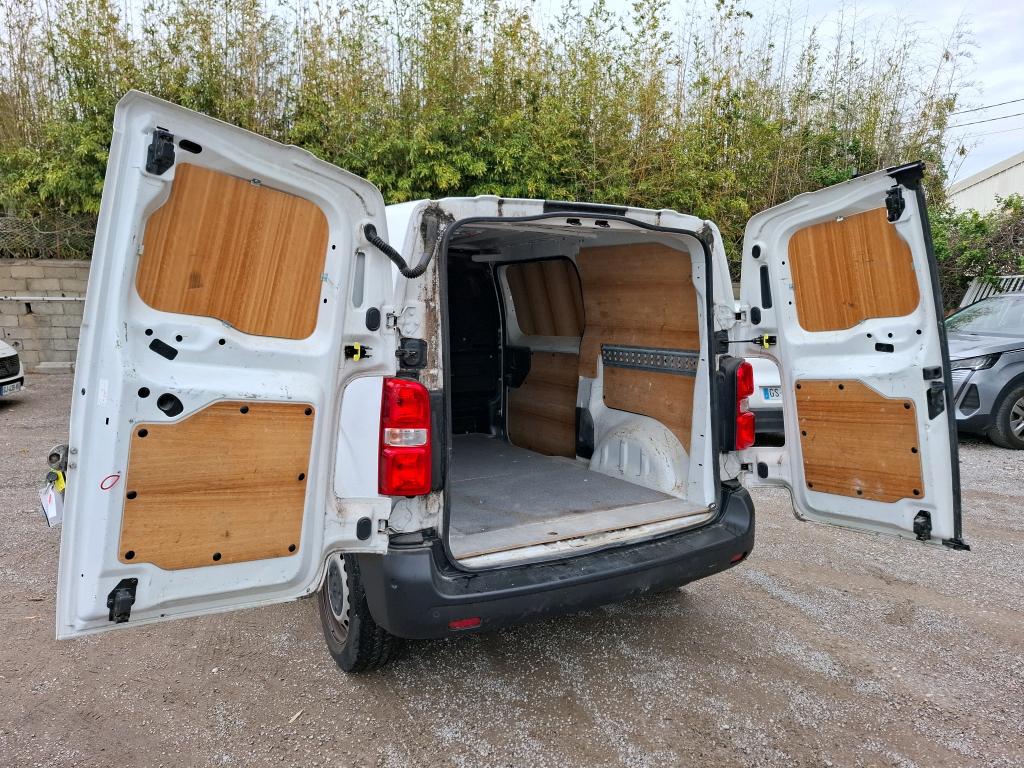 Peugeot EXPERT FGN TOLE STANDARD 2.0 BLUEHDI 120 S&S BVM6 PREMIUM 2020
