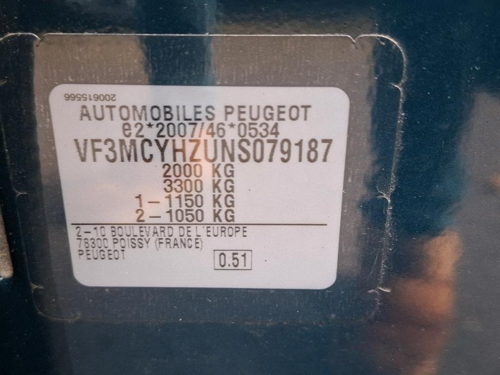 Peugeot 3008 BlueHDi 130ch S&S EAT8 Active Pack 2022