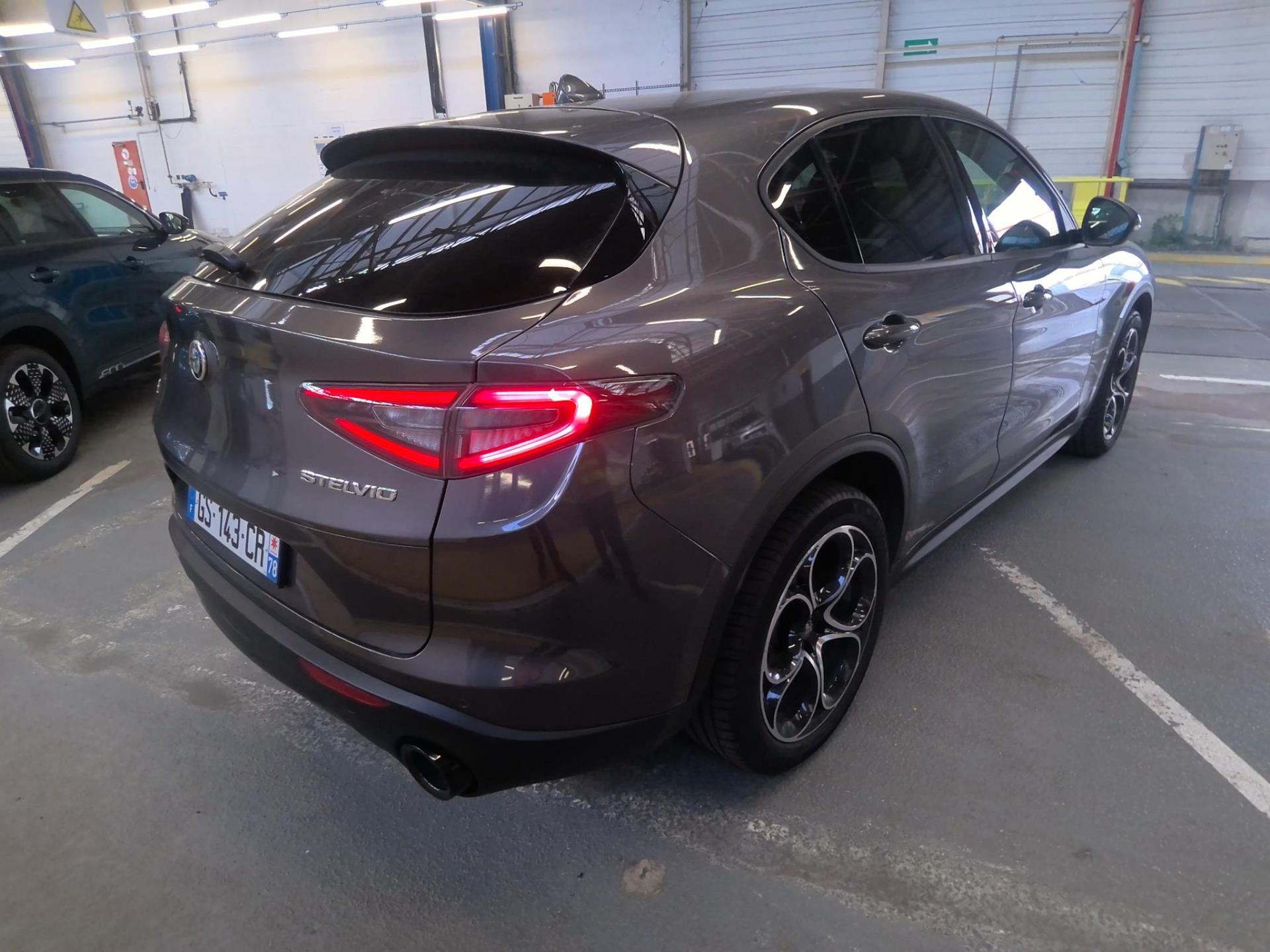 ALFA ROMEO Stelvio 2.2 210 ch Q4 AT8 Sprint 2023