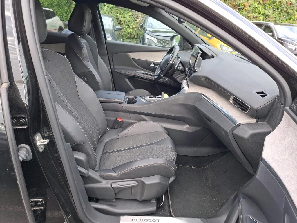 Peugeot 3008 BlueHDi 130ch S&S EAT8 GT 2023