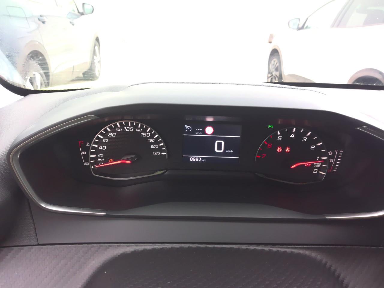 Foto Peugeot 208 5