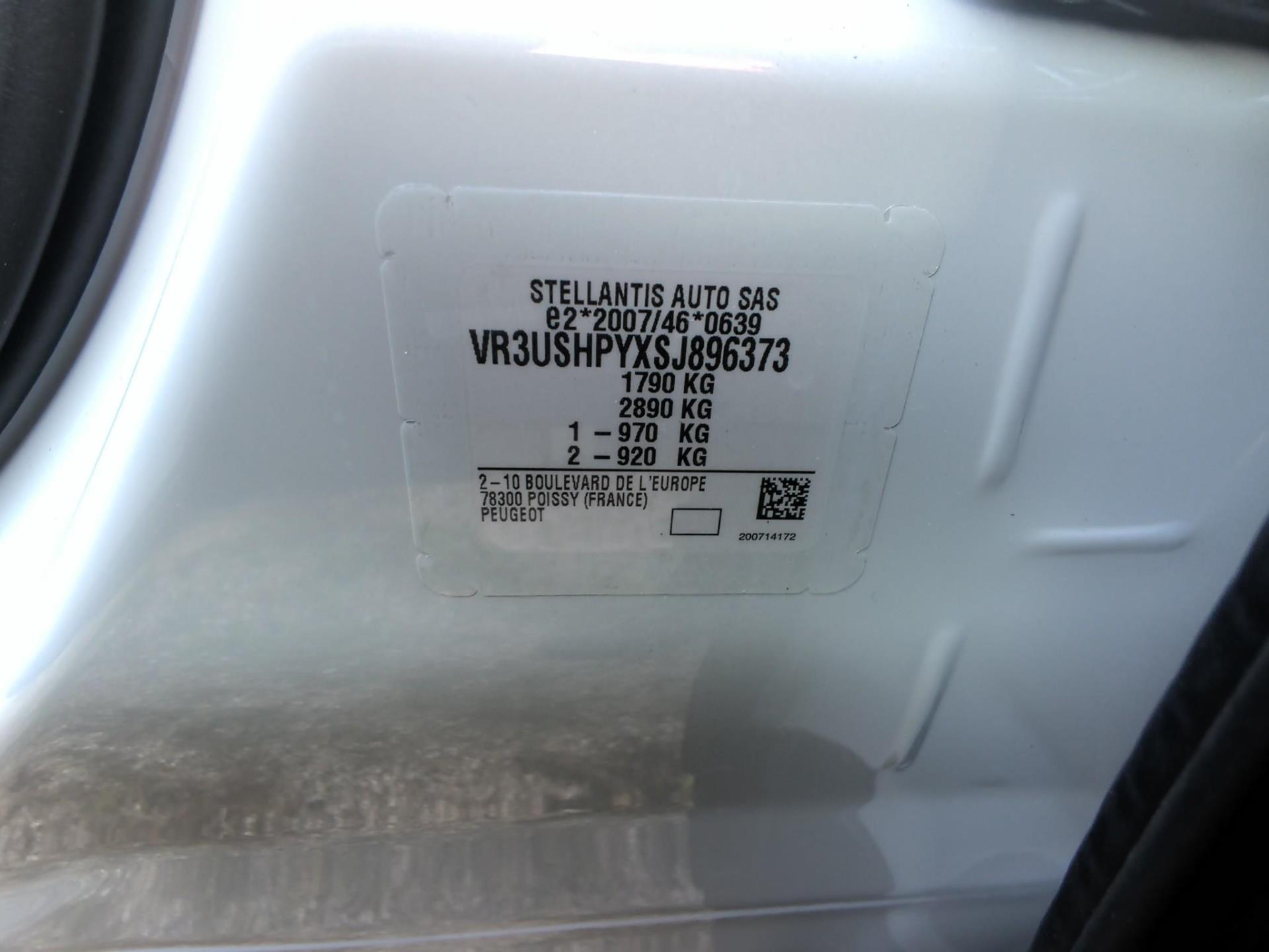 Peugeot 2008 Hybrid 145 e-DCS6 GT 2025