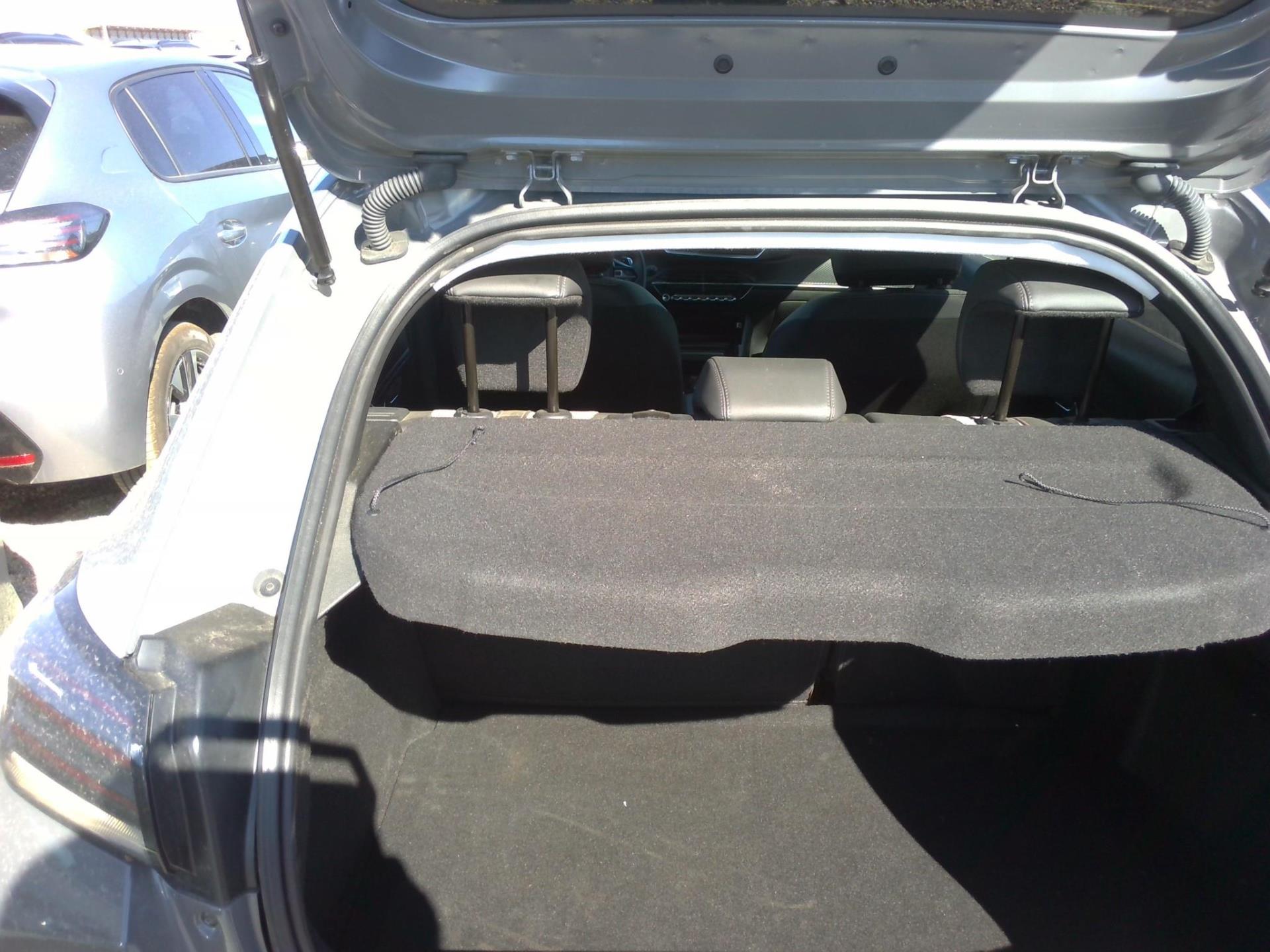 Peugeot 208 Hybrid 100 e-DCS6 Allure 2025