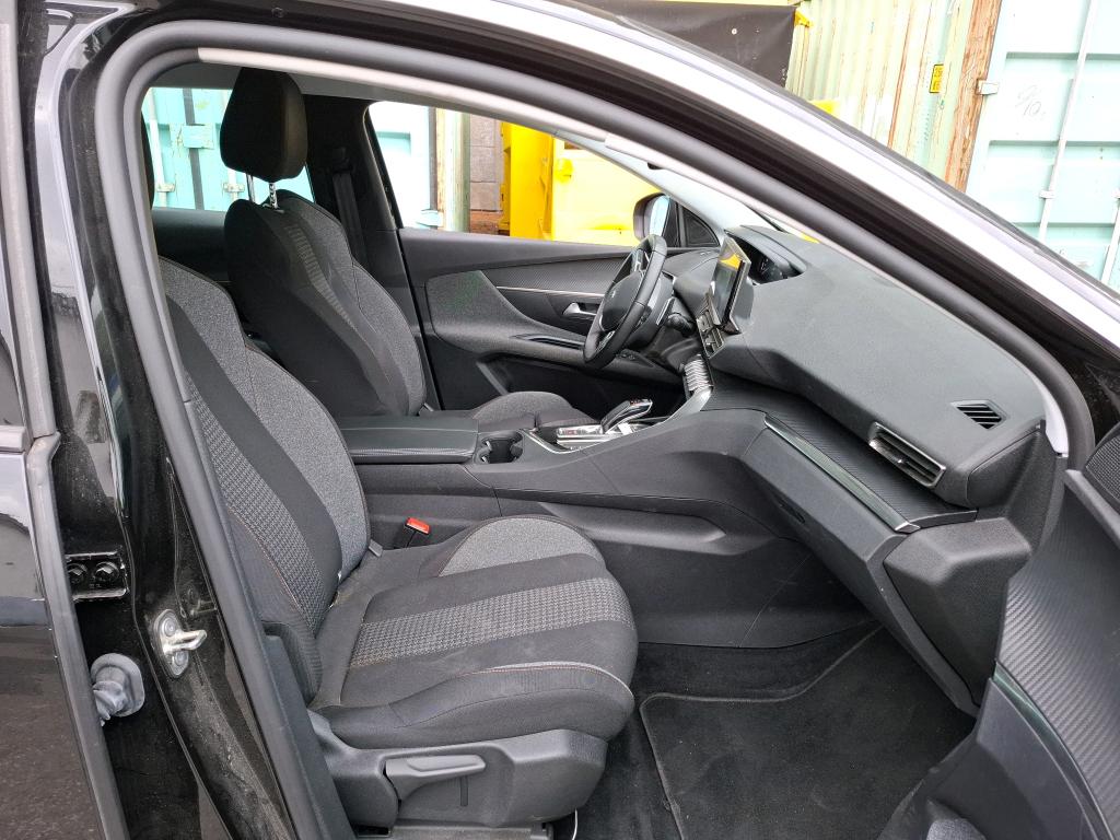 Peugeot 3008 BlueHDi 130ch S&S EAT8 Active Business 2021