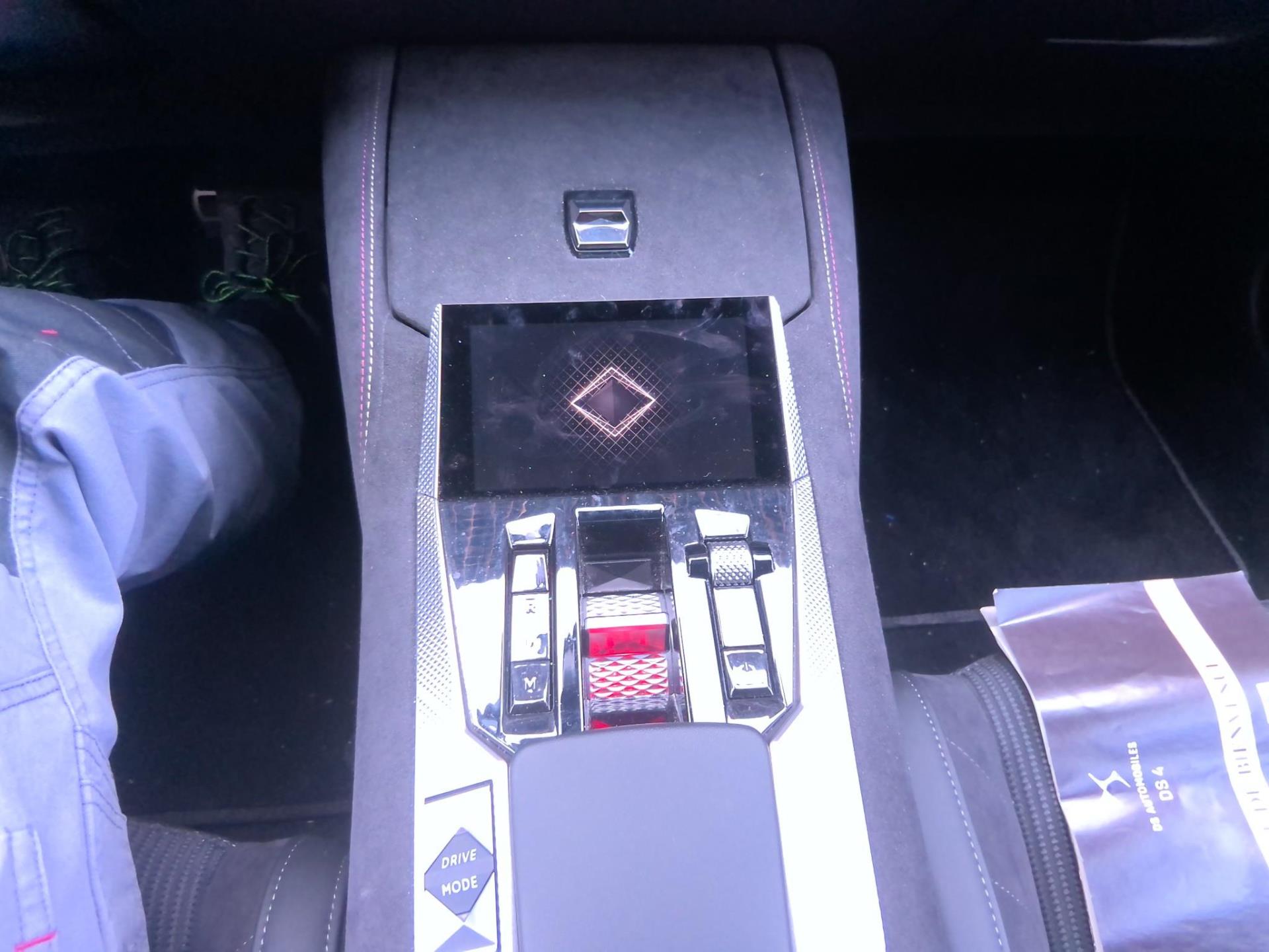 DS DS 4 PureTech 130 EAT8 Performance Line+ 2023