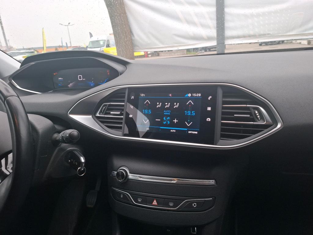 Peugeot 308 BlueHDi 130ch S&S BVM6 Active 2021
