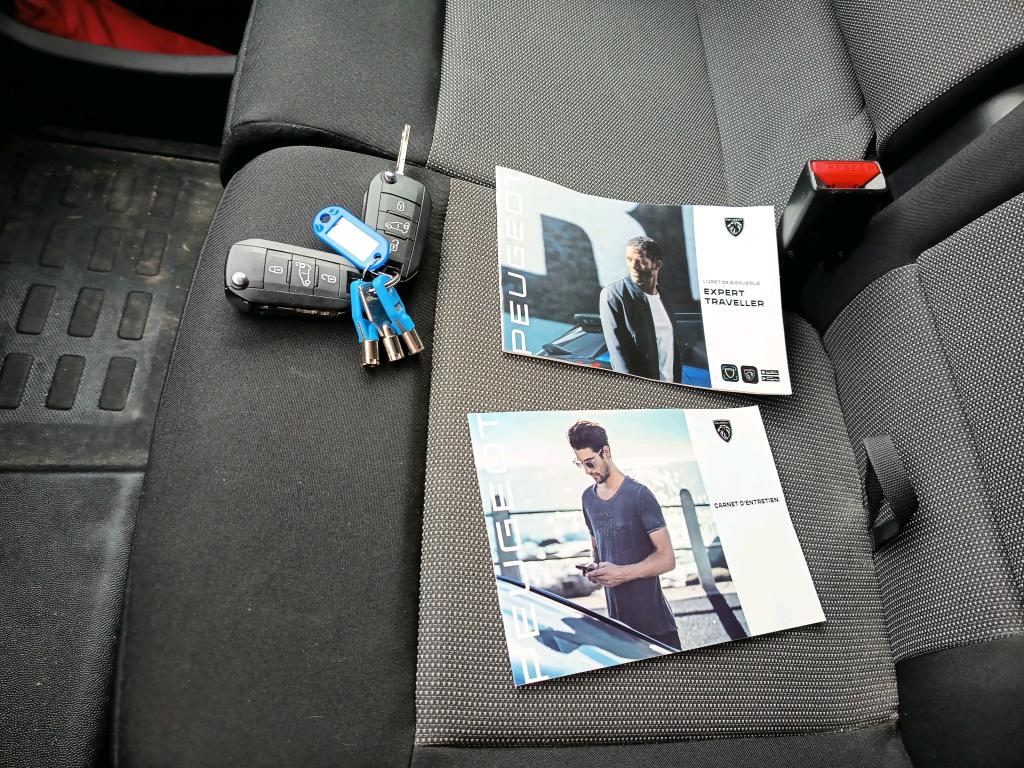 Peugeot EXPERT FGN TOLE LONG BLUEHDI 145 S&S BVM6 PREMIUM 2022