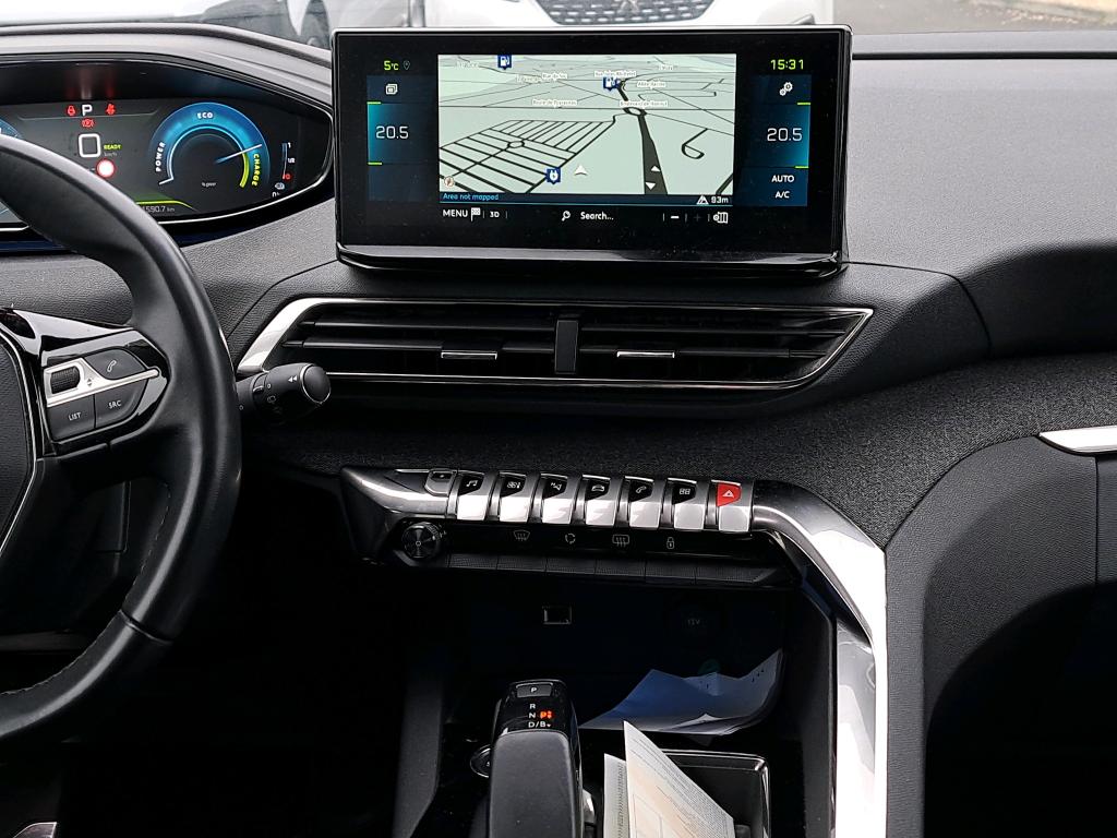 Peugeot 3008 Hybrid 225 e-EAT8 Roadtrip 2022