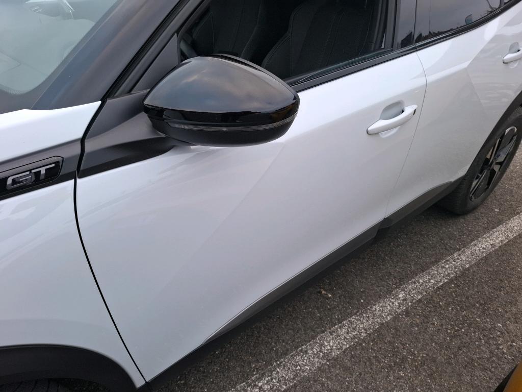 Peugeot 2008 PureTech 130 S&S EAT8 GT 2023