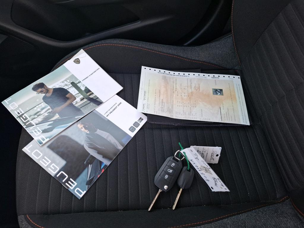 Peugeot 2008 BlueHDi 110 S&S BVM6 Active Pack 2022