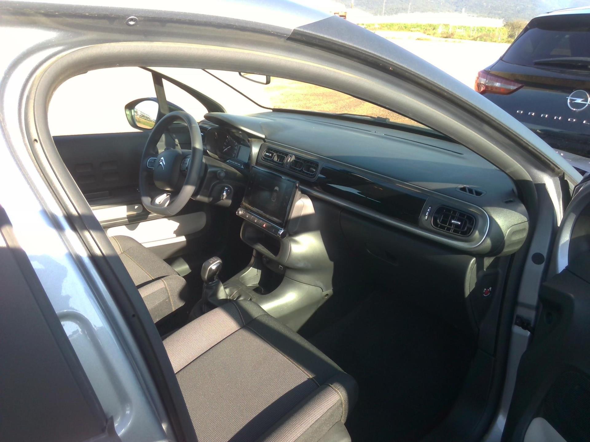 Citroen C3 PureTech 83 ch BVM5 Plus 2024