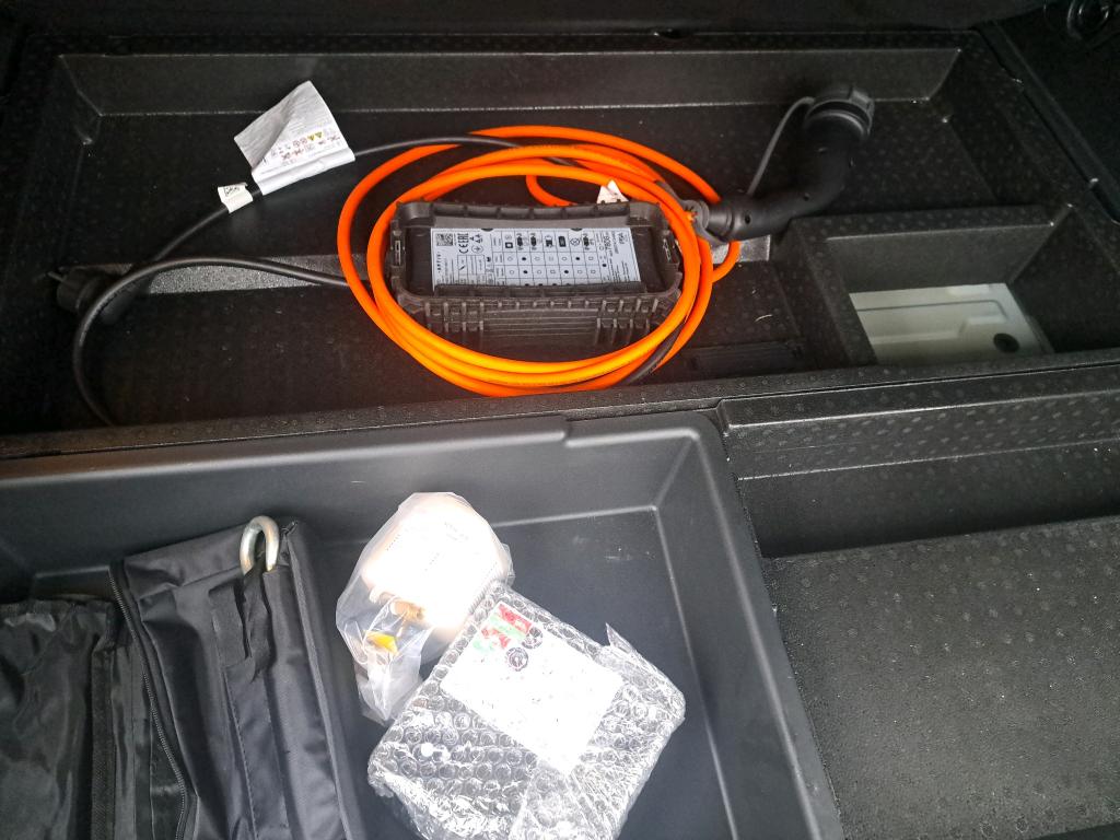 Peugeot 3008 Hybrid 225 e-EAT8 Allure 2020
