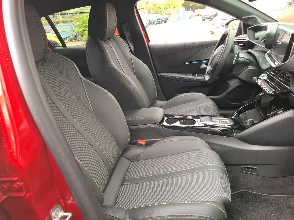 Peugeot 208 Hybrid 145 ch e-DCS6 GT 2025