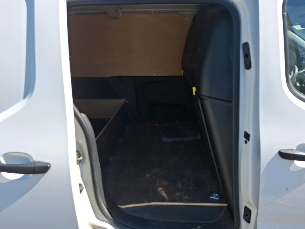 Peugeot PARTNER FOURGON STANDARD 650 KG BLUEHDI 100 S&S BVM5 PREMIUM 2021