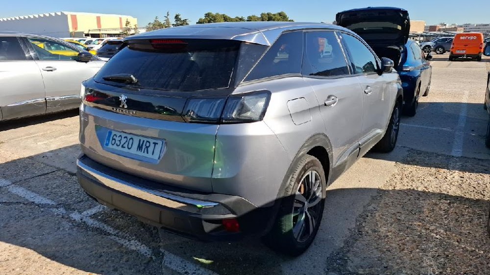 Foto Peugeot 3008 Hybrid 5