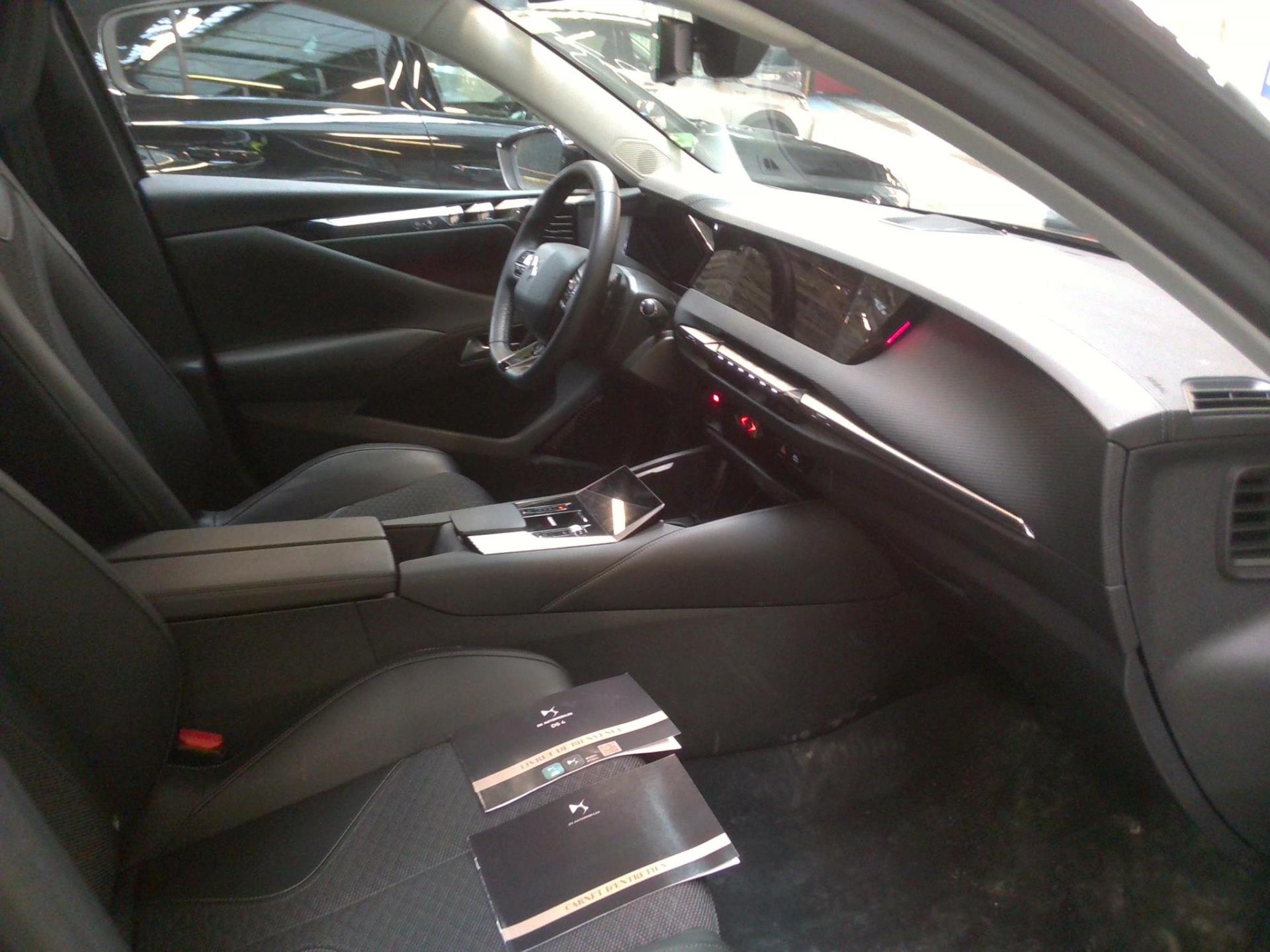 DS DS 4 Hybride E-Tense 225 EAT8 Cross Trocadero 2022