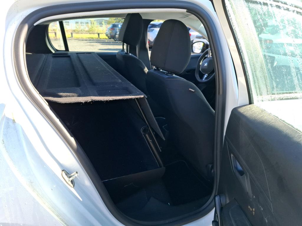 Peugeot 208 BLUEHDI 100 S&S BVM6 PREMIUM 2022