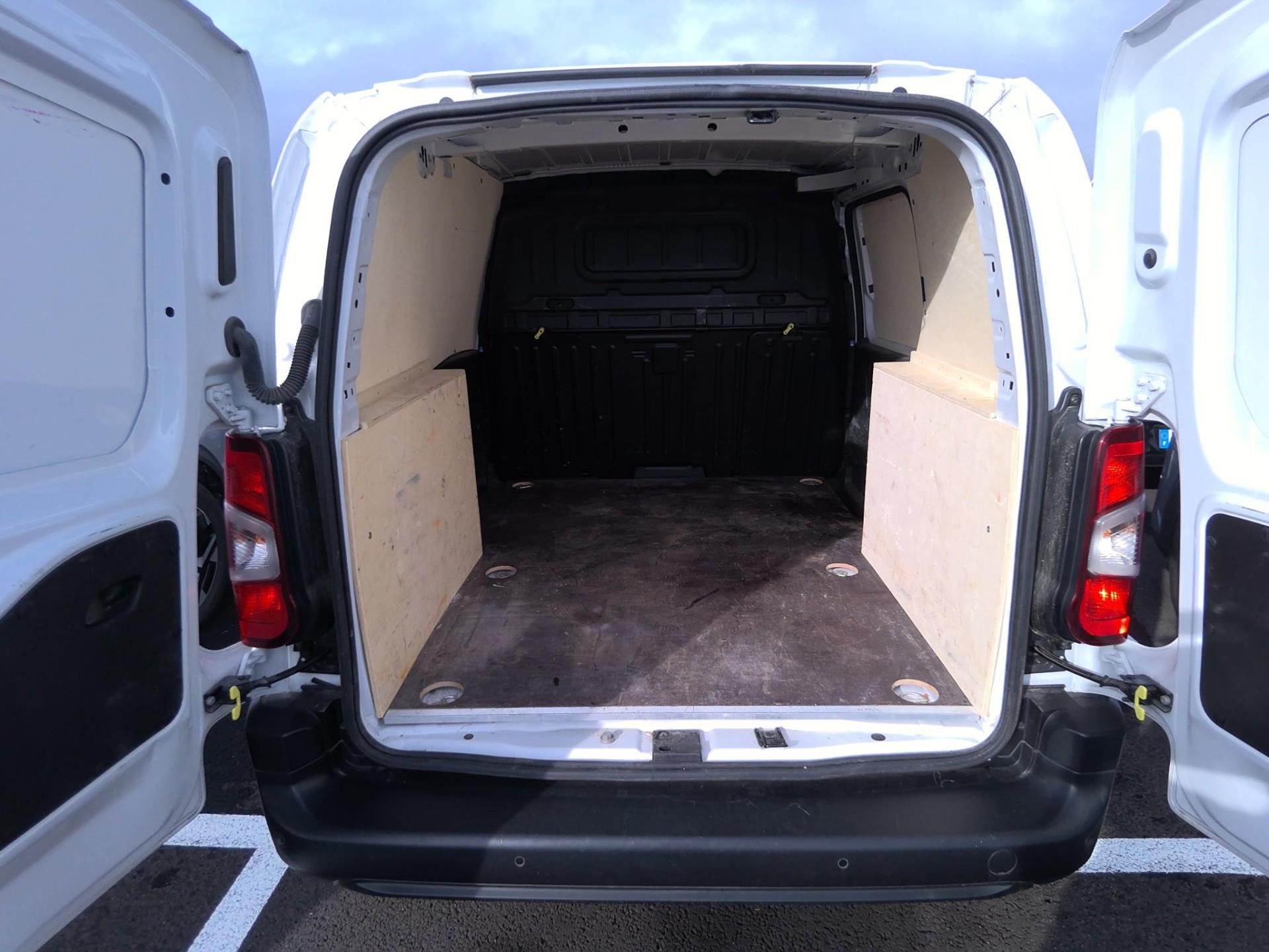 Peugeot PARTNER FOURGON M 950 KG BLUEHDI 100 S&S BVM6 2023