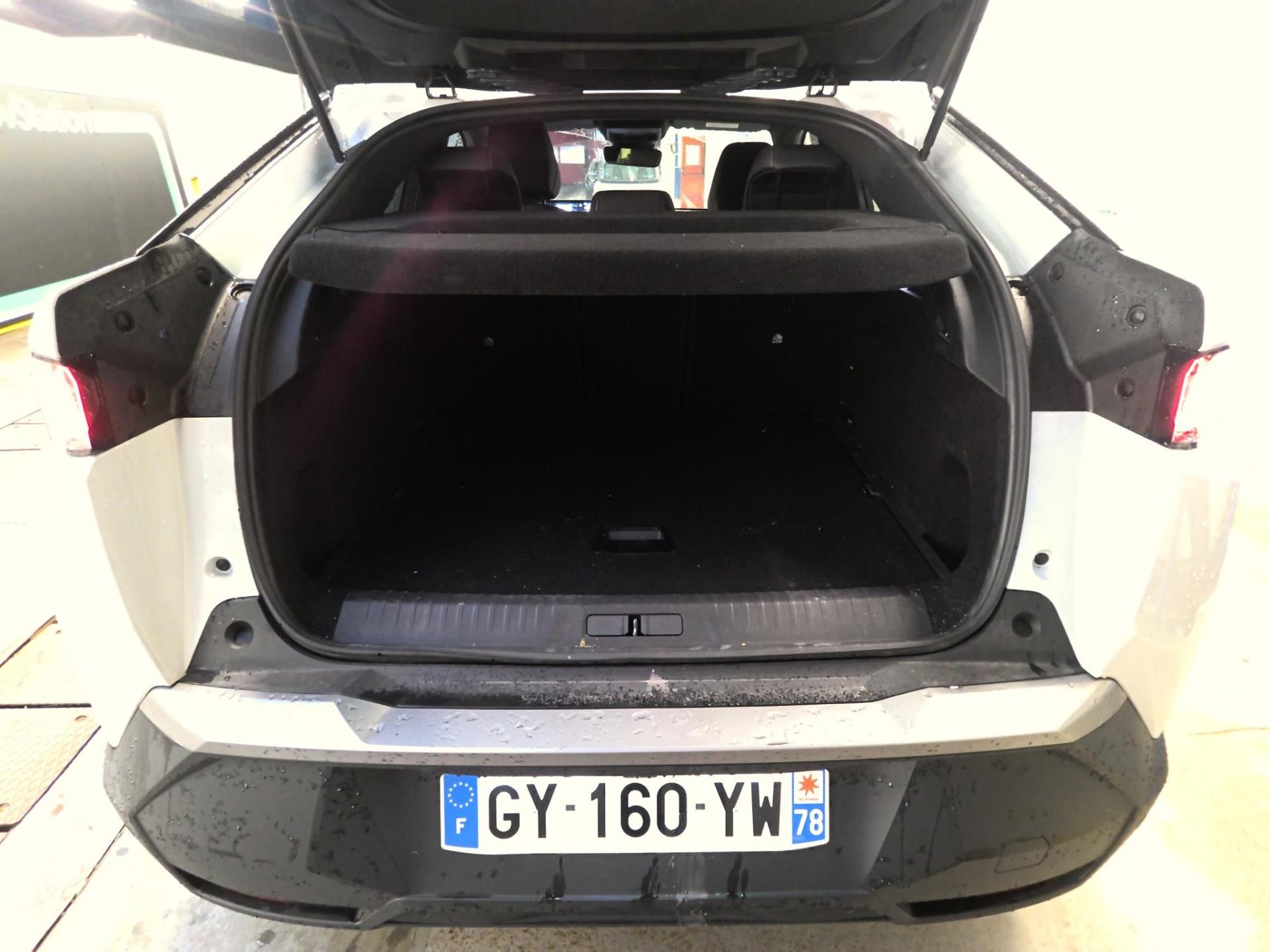 Peugeot 3008 Hybrid 136 e-DCS6 Allure 2024