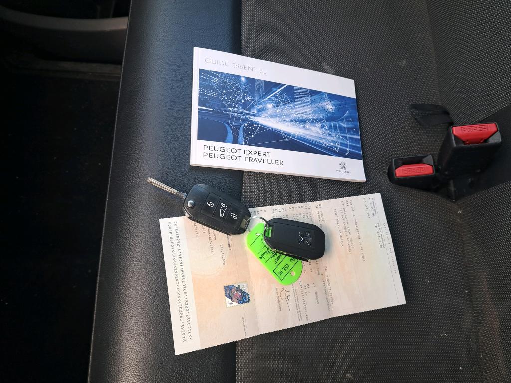 Peugeot EXPERT FGN TOLE STANDARD 2.0 BLUEHDI 120 S&S BVM6 ASPHALT 2020