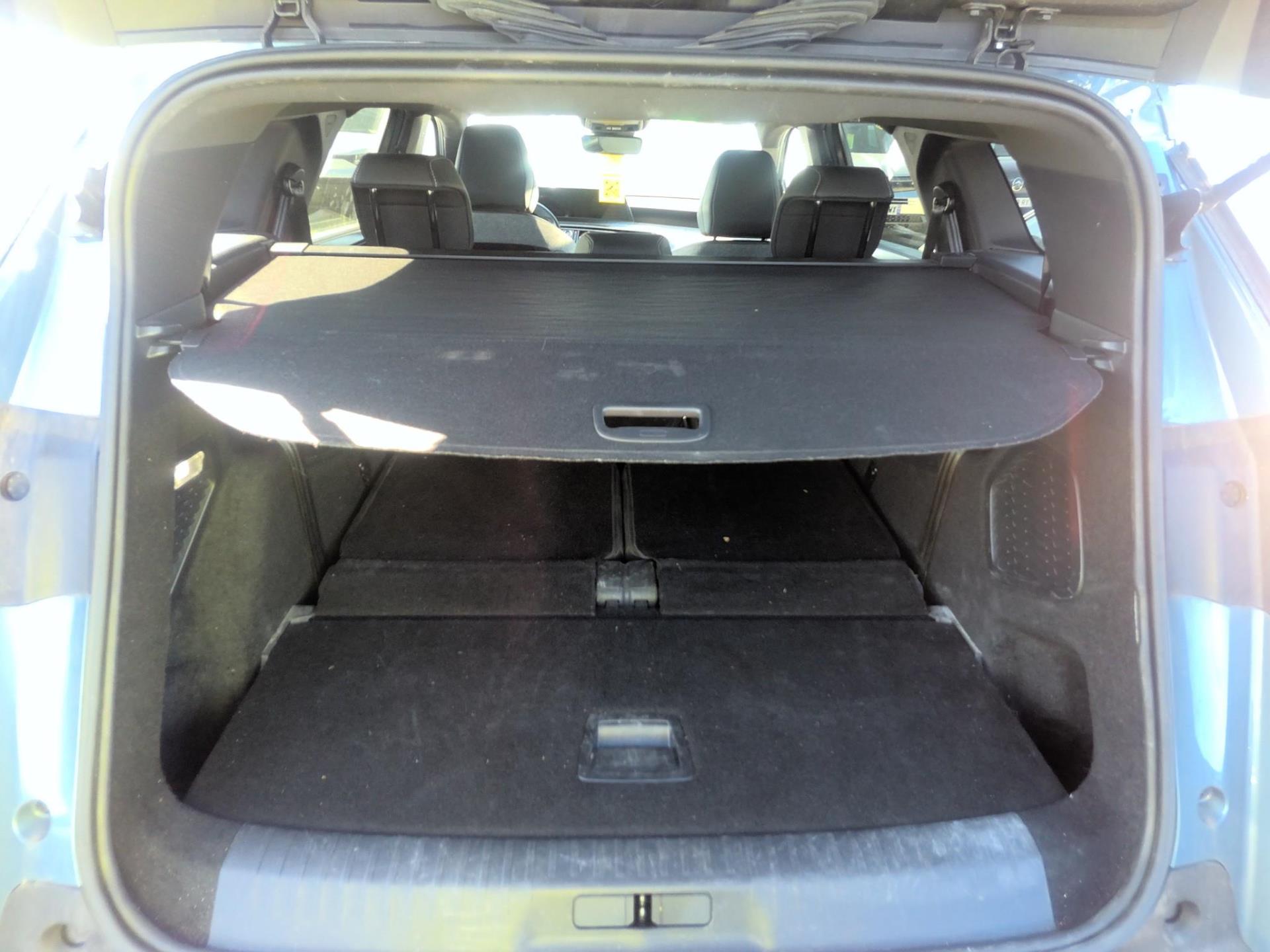 Peugeot 5008 Hybrid 136 e-DCS6 Allure 2024