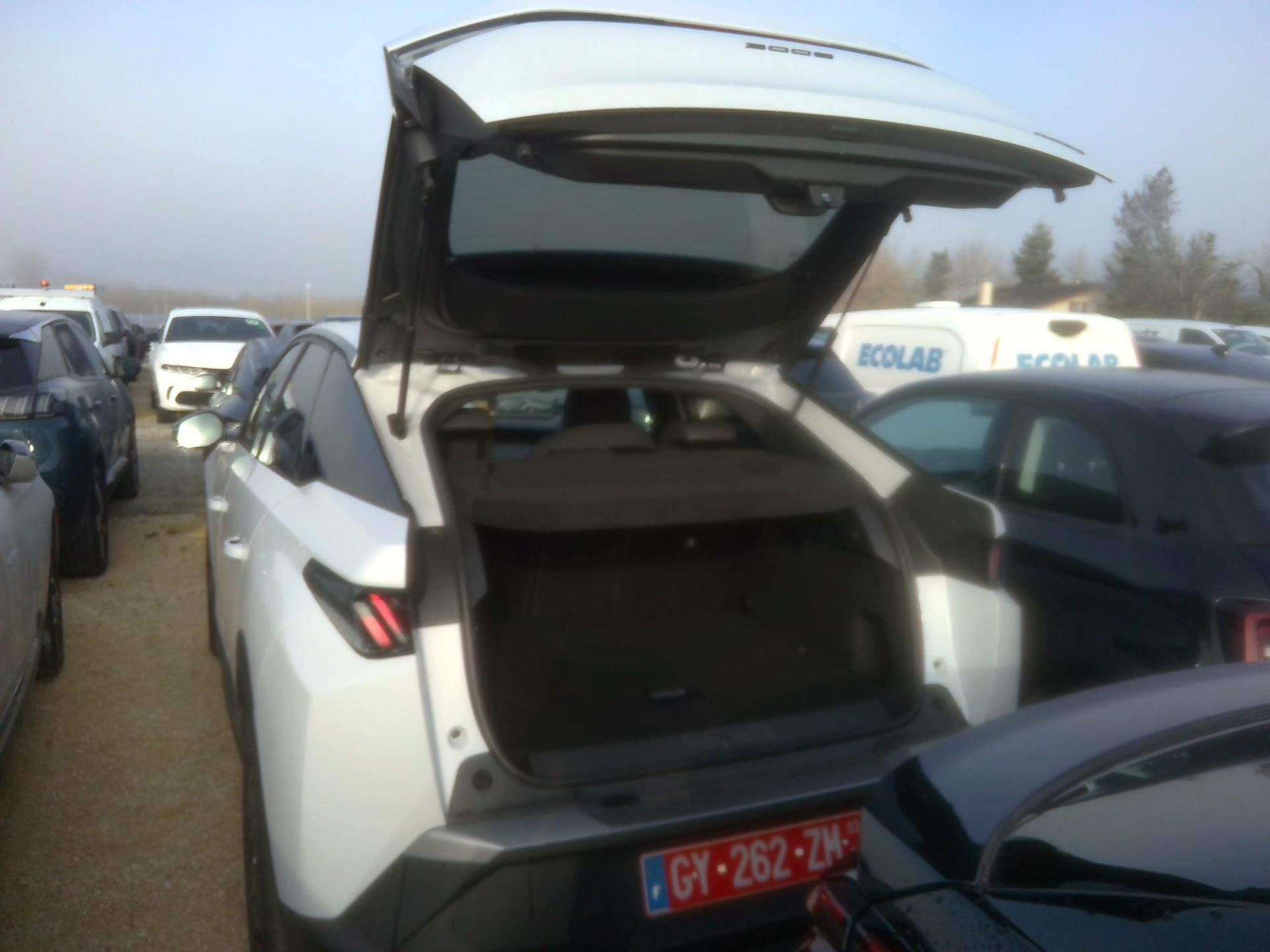 Peugeot 3008 Hybrid 136 e-DCS6 Allure 2024