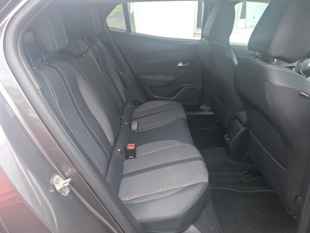 Peugeot 2008 BlueHDi 130 S&S EAT8 Allure Pack 2022