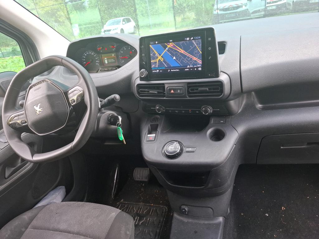 Peugeot PARTNER FOURGON LONG 950 KG BLUEHDI 130 S&S EAT8 ASPHALT 2021