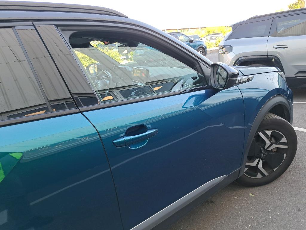 Peugeot 2008 Hybrid 145 ch e-DCS6 GT 2025