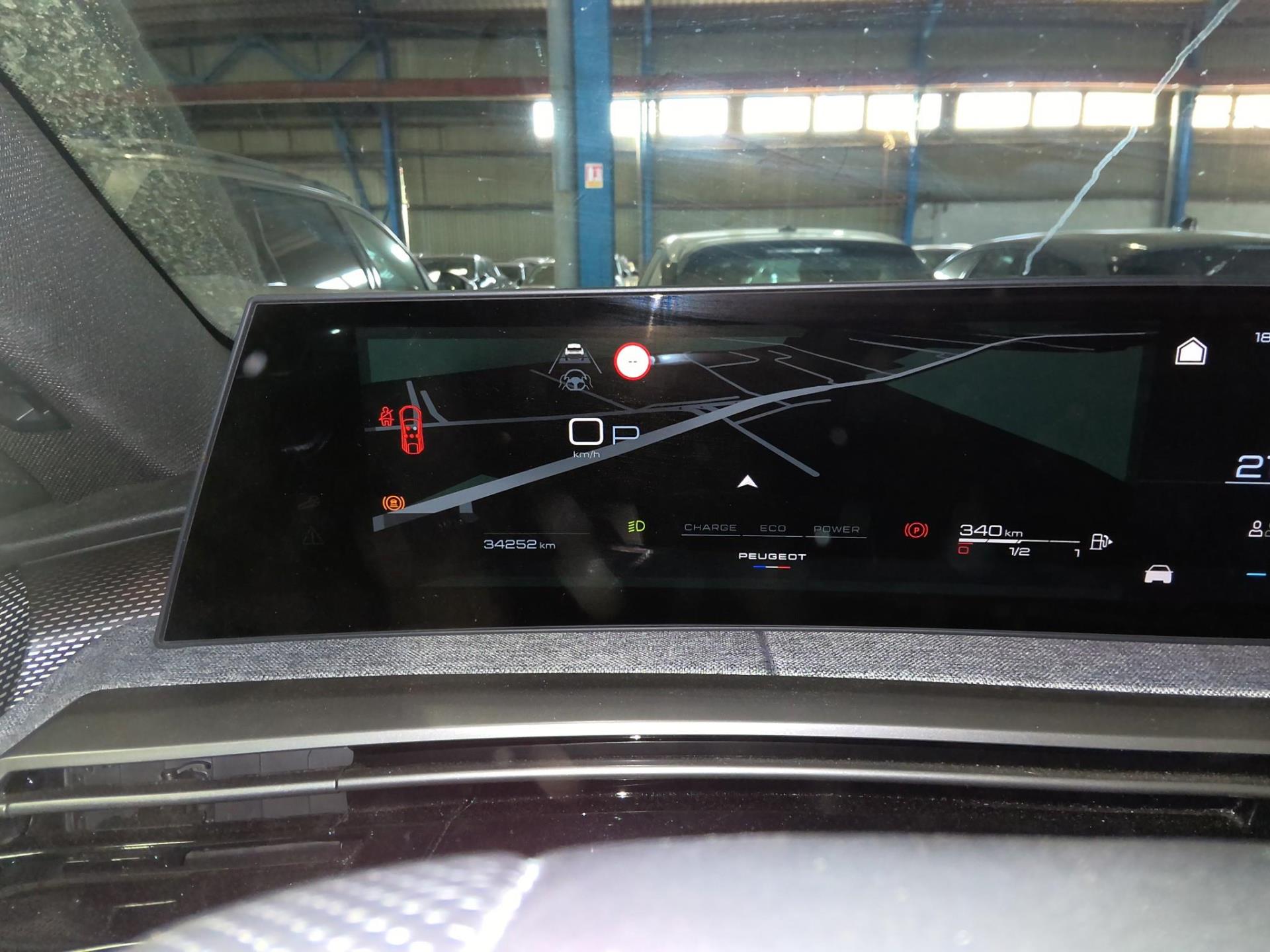 Peugeot 3008 Hybrid 145 e-DCS6 GT 2025
