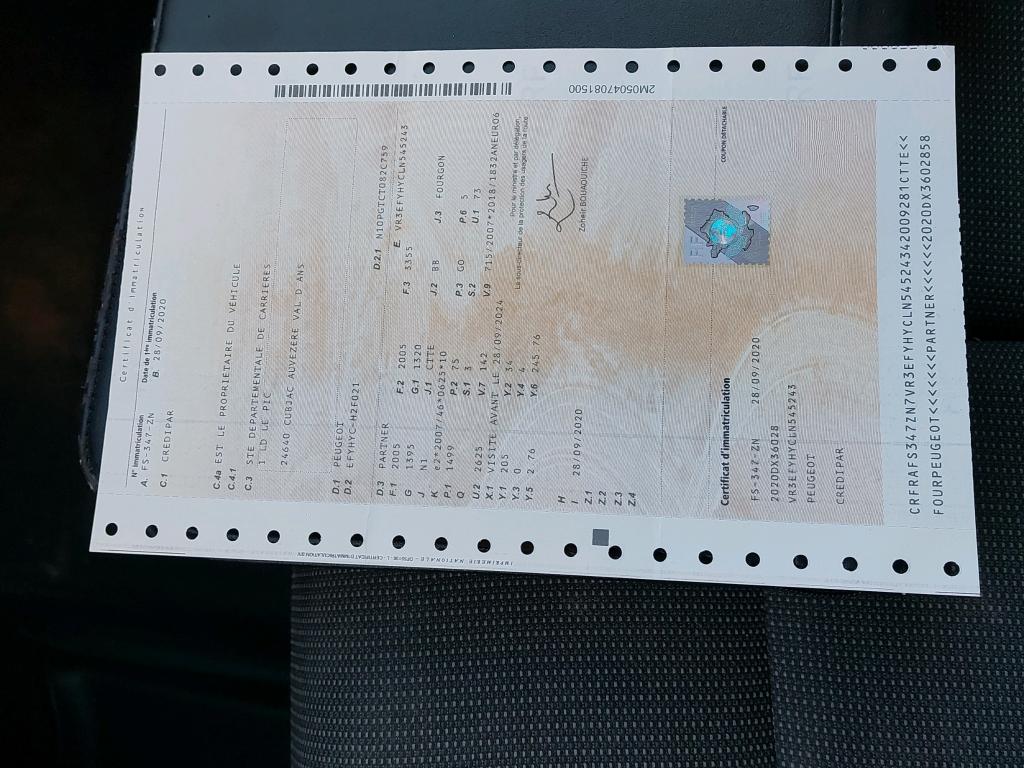 Peugeot PARTNER FOURGON STANDARD 650 KG BLUEHDI 100 S&S BVM5 PREMIUM 2020