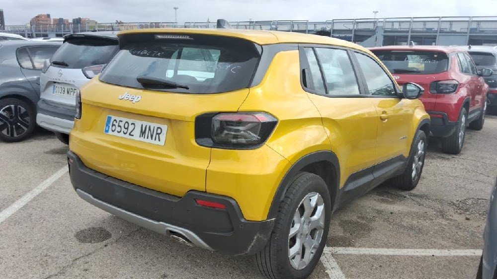 Foto Jeep AVENGER 4