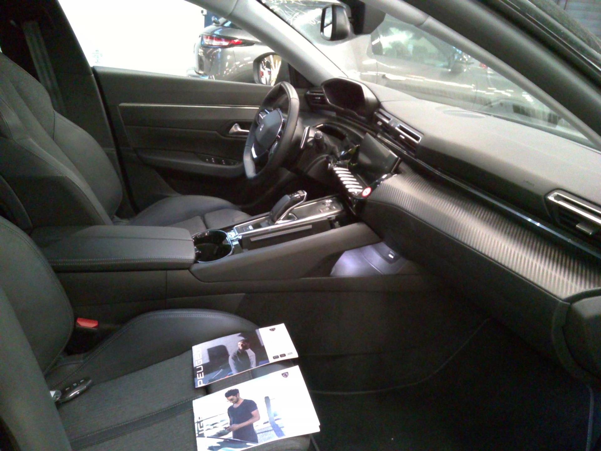 Peugeot 508 PureTech  130 ch S&S EAT8 Allure Pack 2022