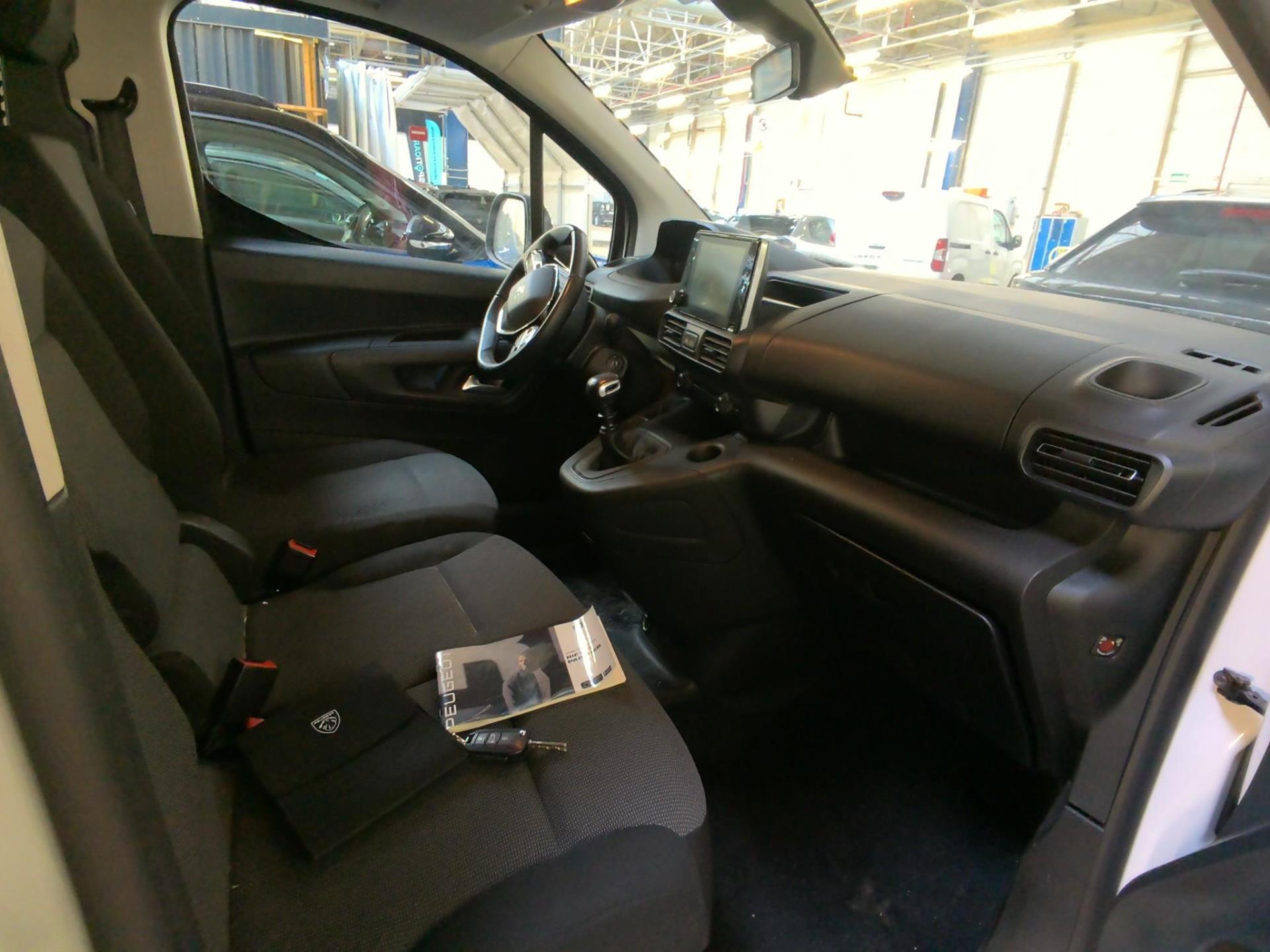 Peugeot PARTNER FOURGON XL 950 KG BLUEHDI 100 S&S BVM6  2023