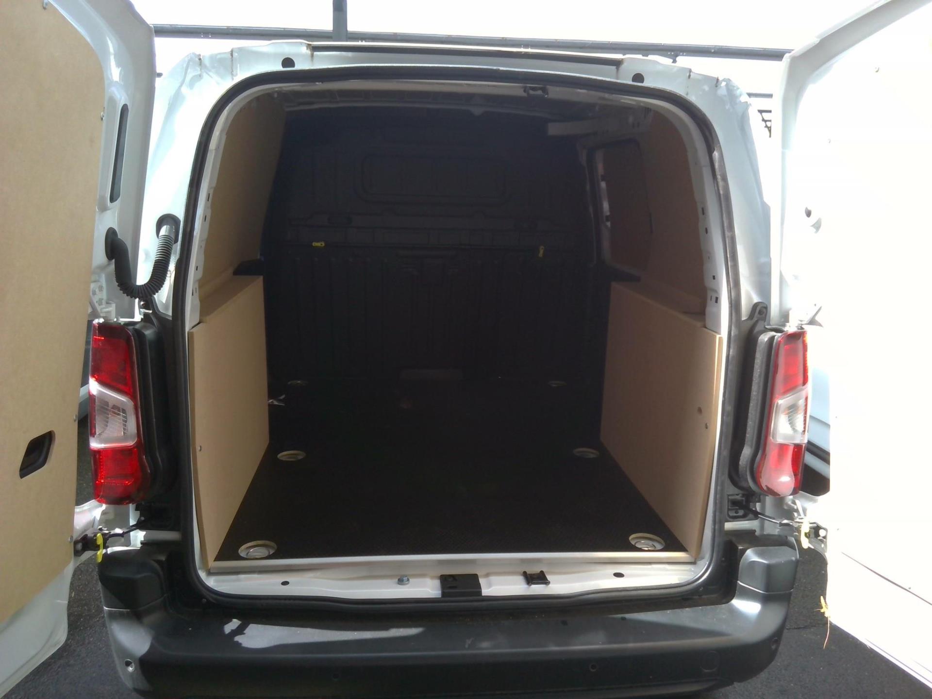 Peugeot PARTNER FOURGON STANDARD 1000 KG BLUEHDI 100 S&S BVM6 PREMIUM 2022
