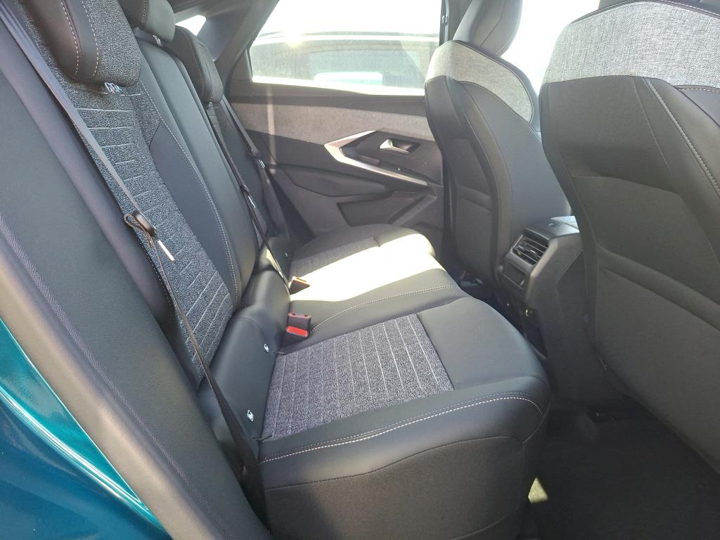 Peugeot 3008 Hybrid 145 e-DCS6 Allure 2025