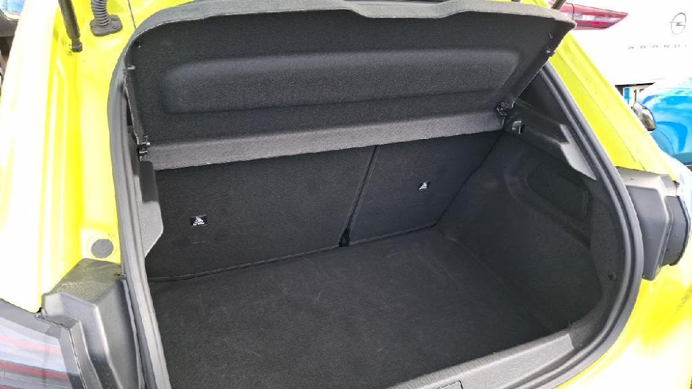 Foto Peugeot 208 11