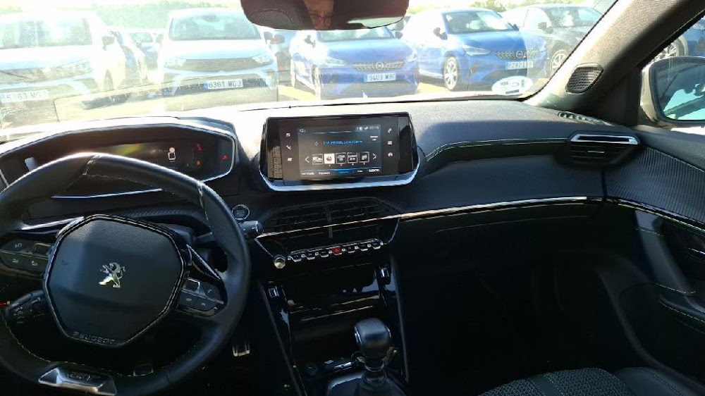 Foto Peugeot 2008 16