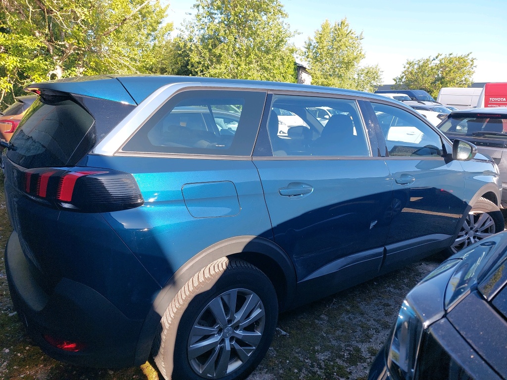 Peugeot 5008 BlueHDi 130ch S&S EAT8 Active Pack 2022
