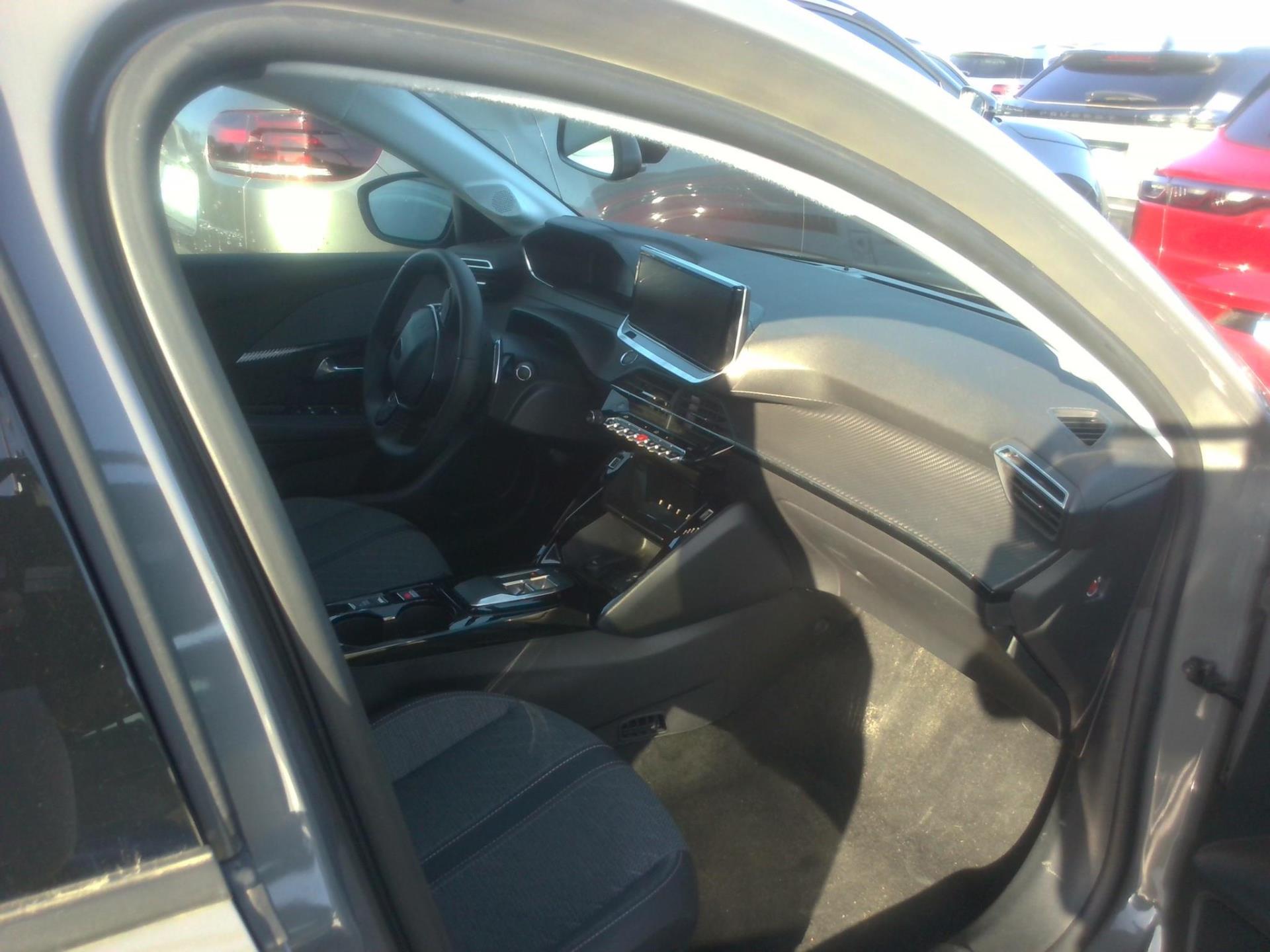 Peugeot 208 Hybrid 100 e-DCS6 Allure 2024
