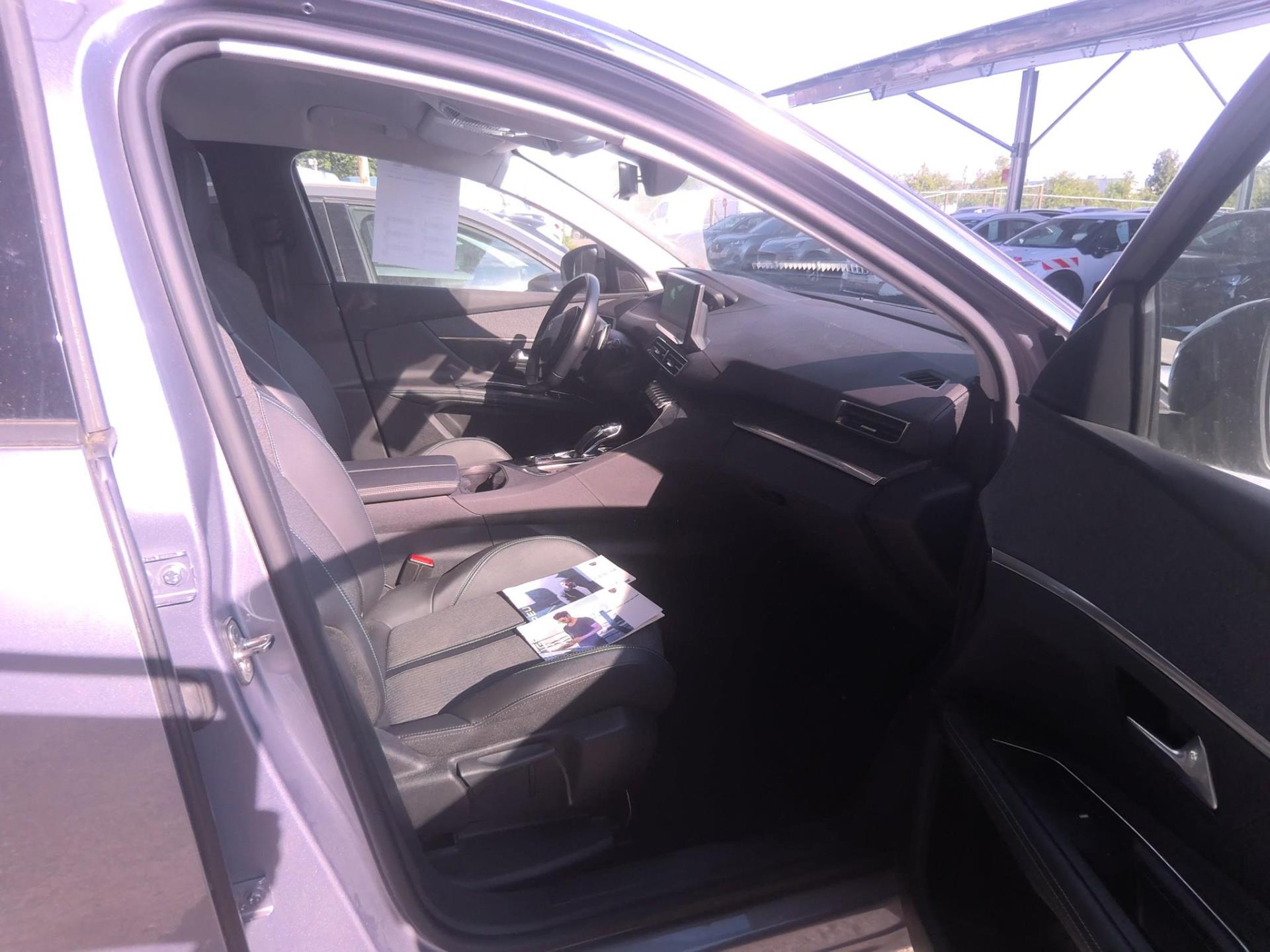 Peugeot 3008 Hybrid 225 e-EAT8 Allure Pack 2022