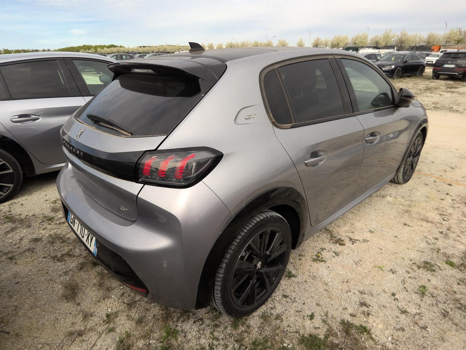 Peugeot 208 BlueHDi 100 S&S BVM6 GT 2023