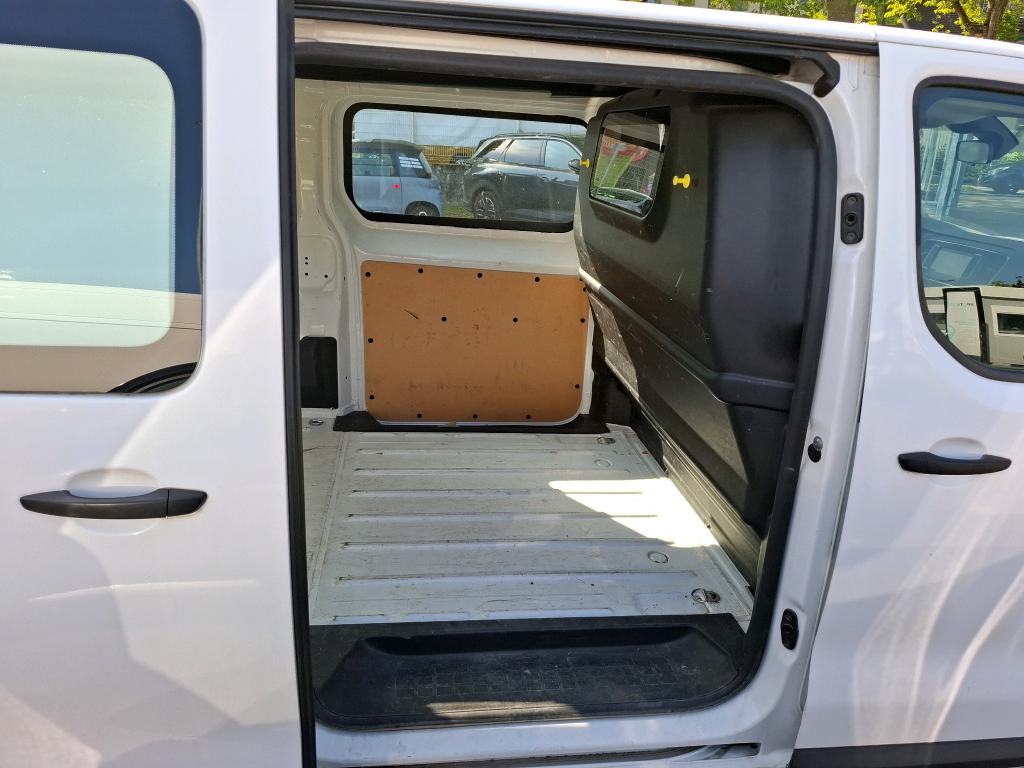 Peugeot EXPERT FGN TOLE STANDARD BLUEHDI 120 S&S BVM6 PREMIUM PACK 2017