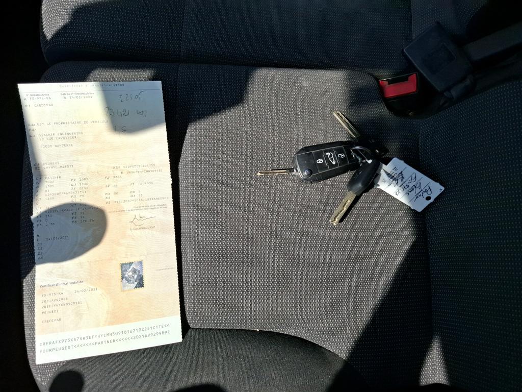 Peugeot PARTNER FOURGON STANDARD 650 KG BLUEHDI 100 S&S BVM5 ASPHALT 2021